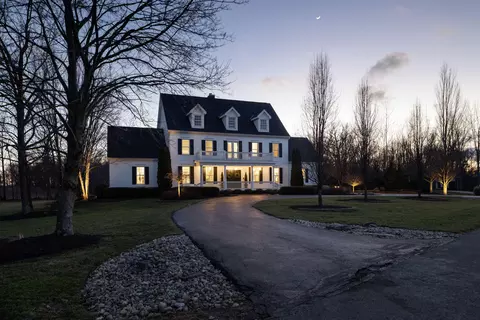 25 Stonesthrow Ct, Alexandria, OH 43001