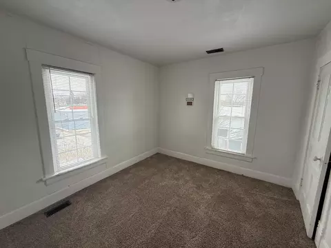 Bedroom - 515 E Chestnut St, Lancaster, OH 43130 photo 4 of 4