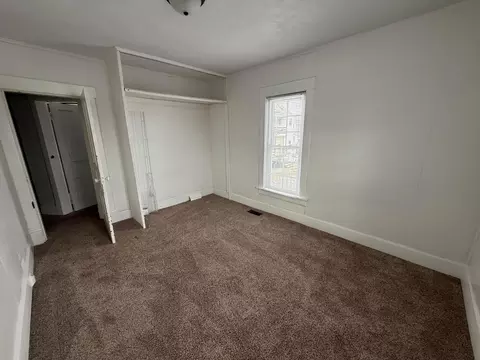 Bedroom - 515 E Chestnut St, Lancaster, OH 43130 photo 3 of 4