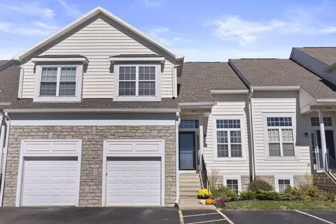 7016 Churchill Downs Dr #7, New Albany, OH 43054