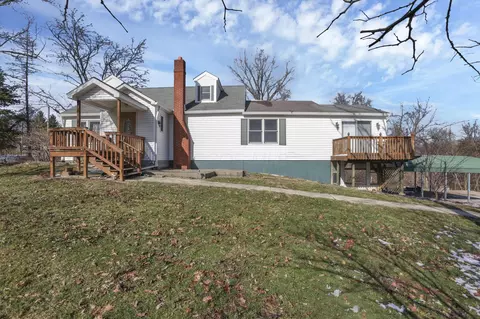 5850 Borah Hill Rd, Sugar Grove, OH 43155