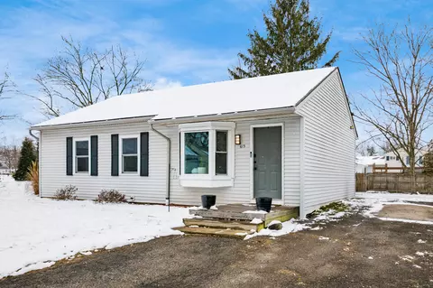 613 Mistletoe St, Columbus, OH 43230