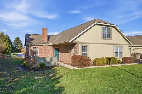 6770 Chateau Chase Dr, Columbus, OH 43235