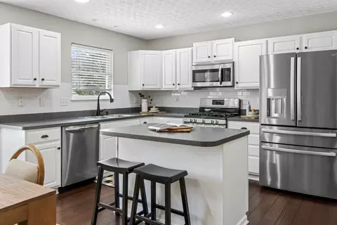 3100 Splitrock Rd, Columbus, OH 43221 photo 12