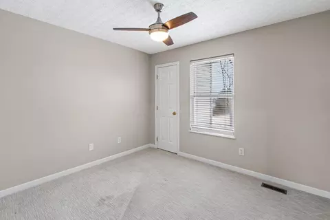 3100 Splitrock Rd, Columbus, OH 43221 photo 25