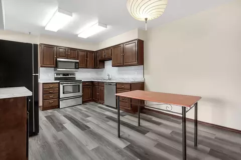 Kitchen - 2153 Olympic St, Springfield, OH 45503 photo 4 of 4