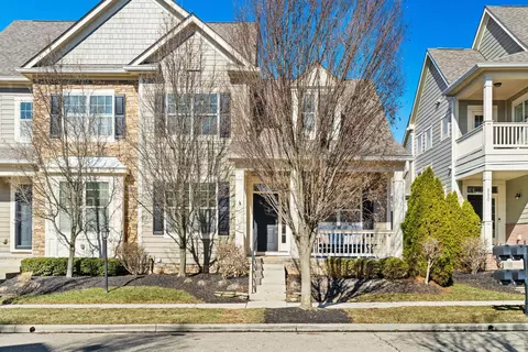 4214 Troutbrook Dr #122, Dublin, OH 43017