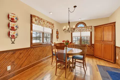 Dining - 152 E South St, Jackson, OH 45640 photo 1 of 2