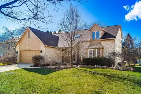 7195 Dominick Ct, Dublin, OH 43017