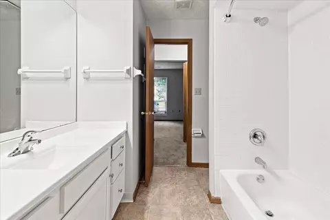 Bath - 6418 Reflections Dr #A, Dublin, OH 43017 photo 3 of 3