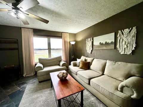 Living - 1454 Erwin Rd, Jackson, OH 45640 photo 3 of 3
