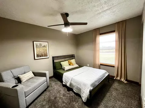 Bedroom - 1454 Erwin Rd, Jackson, OH 45640 photo 3 of 6