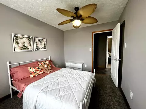 Bedroom - 1454 Erwin Rd, Jackson, OH 45640 photo 2 of 6