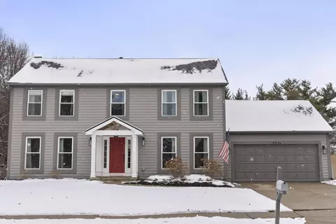 5228 Longrifle Rd, Westerville, OH 43081