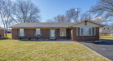 703 Pointview Dr, Westerville, OH 43081