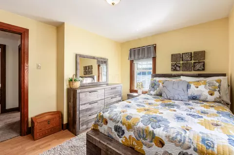 Bedroom - 1309 Main St, Dresden, OH 43821 photo 6 of 8