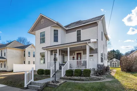 Exterior - 1309 Main St, Dresden, OH 43821 photo 2 of 14