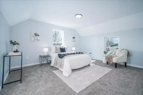Bedroom - 446 E Franklin St, Circleville, OH 43113 photo 1 of 3