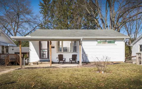 11 Parrott St, Mount Vernon, OH 43050