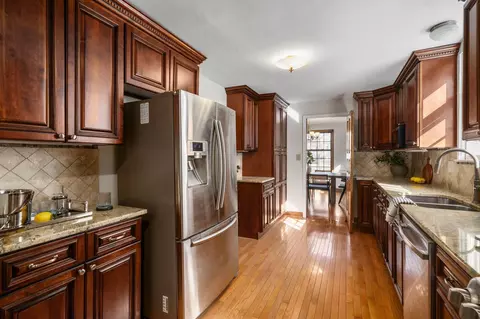 2731 E Broad St, Columbus, OH 43209 photo 22