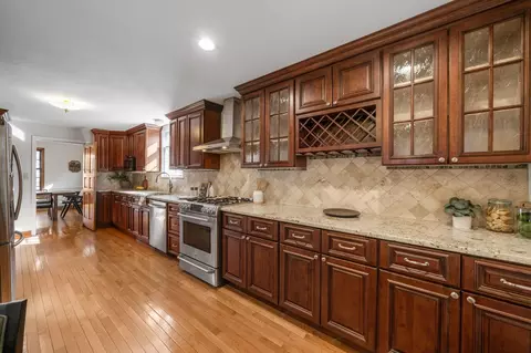 2731 E Broad St, Columbus, OH 43209 photo 18