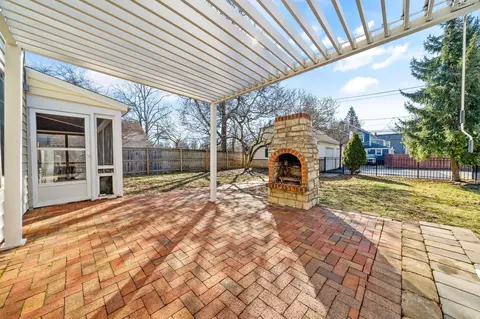 2731 E Broad St, Columbus, OH 43209 photo 59