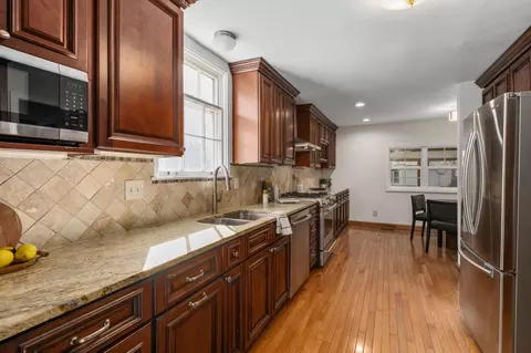 2731 E Broad St, Columbus, OH 43209 photo 25