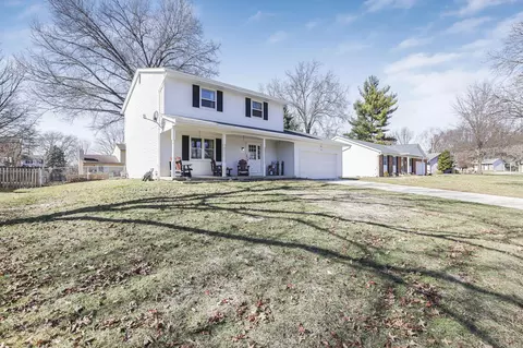 252 Old Coach Pl, Canal Winchester, OH 43110
