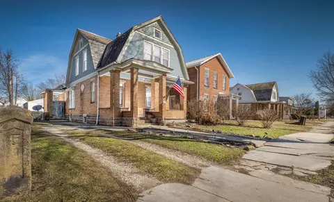 907 W High St, Mount Vernon, OH 43050