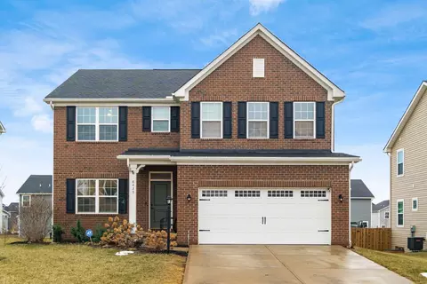 8435 Graystone Dr, Pickerington, OH 43147