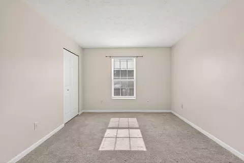 Bedroom - 5488 Cypress Chase, Columbus, OH 43228 photo 6 of 9