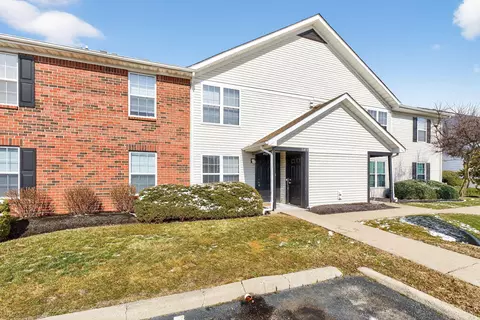 Exterior - 5488 Cypress Chase, Columbus, OH 43228 photo 4 of 8