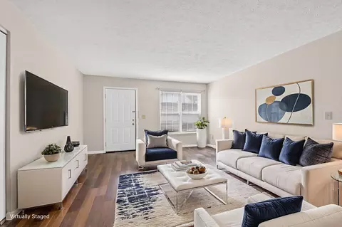Living - 5488 Cypress Chase, Columbus, OH 43228 photo 6 of 7