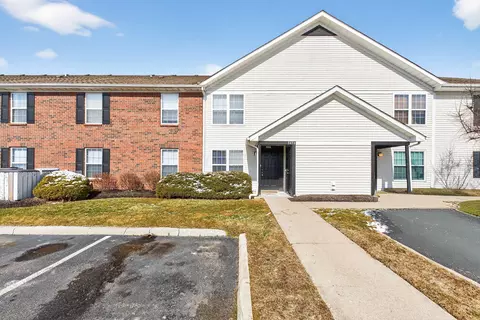 Exterior - 5488 Cypress Chase, Columbus, OH 43228 photo 3 of 8