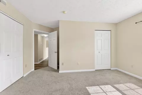 Bedroom - 5488 Cypress Chase, Columbus, OH 43228 photo 7 of 9