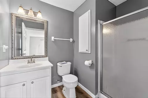 Bath - 5488 Cypress Chase, Columbus, OH 43228 photo 1 of 6