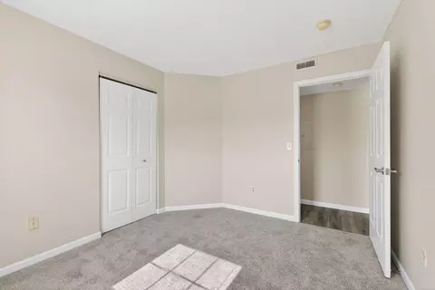 Bedroom - 5488 Cypress Chase, Columbus, OH 43228 photo 3 of 9