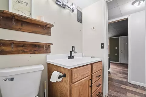 Bath - 1030 3rd St, Logan, OH 43138 photo 2 of 2