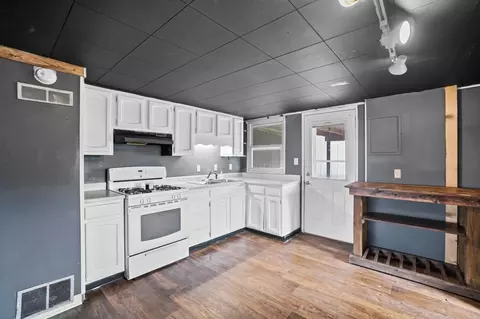 Kitchen - 1030 3rd St, Logan, OH 43138 photo 1 of 3