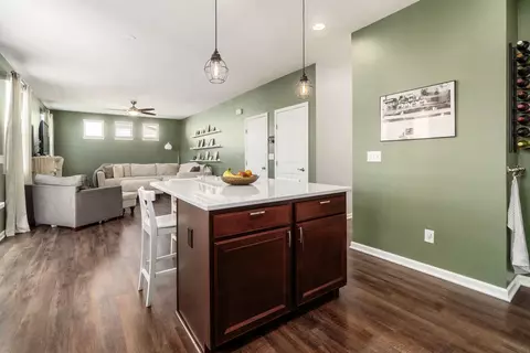 183 Schellinger St, Delaware, OH 43015 photo 8