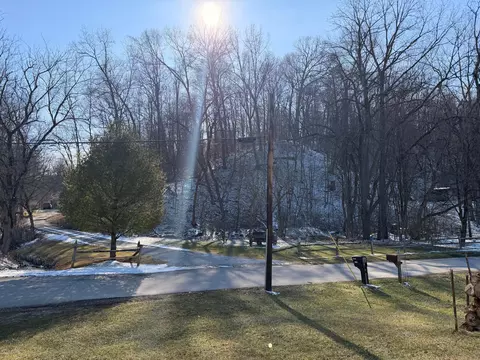 9246 Summit Rd SE, Newark, OH 43055