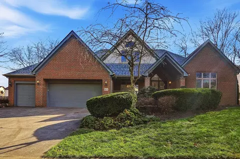 6035 Winnebago St, Grove City, OH 43123