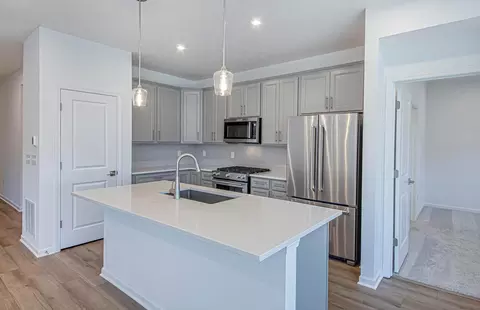 Kitchen - 538 Penwell Dr, Delaware, OH 43015 photo 4 of 5