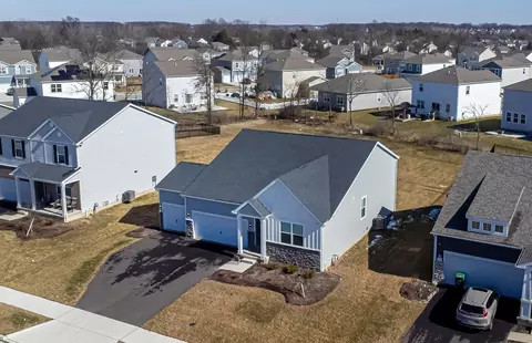 View/Area - 538 Penwell Dr, Delaware, OH 43015 photo 2 of 6