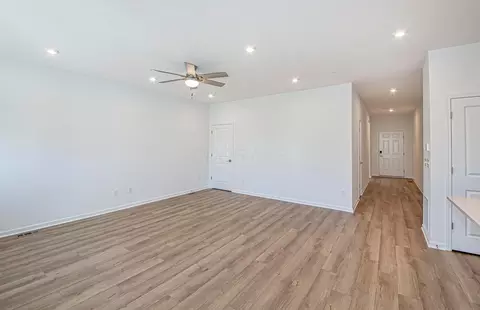 Entry Way - 538 Penwell Dr, Delaware, OH 43015 photo 1 of 3