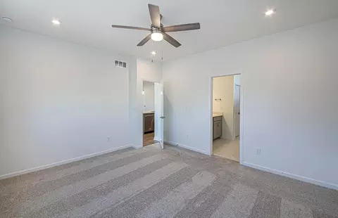 Bedroom - 538 Penwell Dr, Delaware, OH 43015 photo 2 of 4