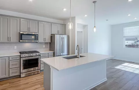Kitchen - 538 Penwell Dr, Delaware, OH 43015 photo 1 of 5