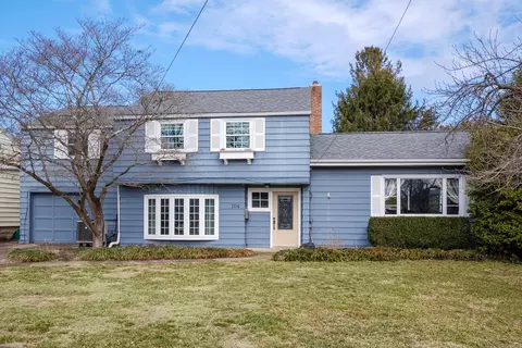 104 Sunnyside Dr, Athens, OH 45701