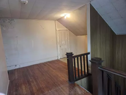 Entry Way - 107 E North St, Hebron, OH 43025 photo 1 of 1