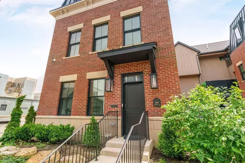 564 Lathrop St, Columbus, OH 43206